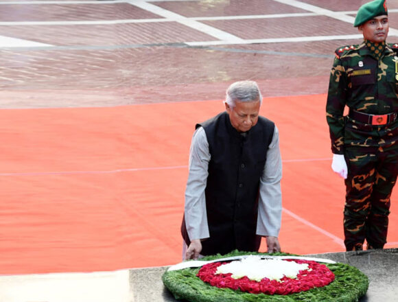 আজ শহীদ বুদ্ধিজীবী দিবস, স্মৃতিসৌধে রাষ্ট্রপতি-প্রধান উপদেষ্টার শ্রদ্ধা