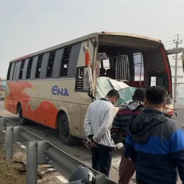 মুন্সিগঞ্জে এক্সপ্রেসওয়েতে ১০টি গাড়ি দুর্ঘটনা: ১জন নিহত